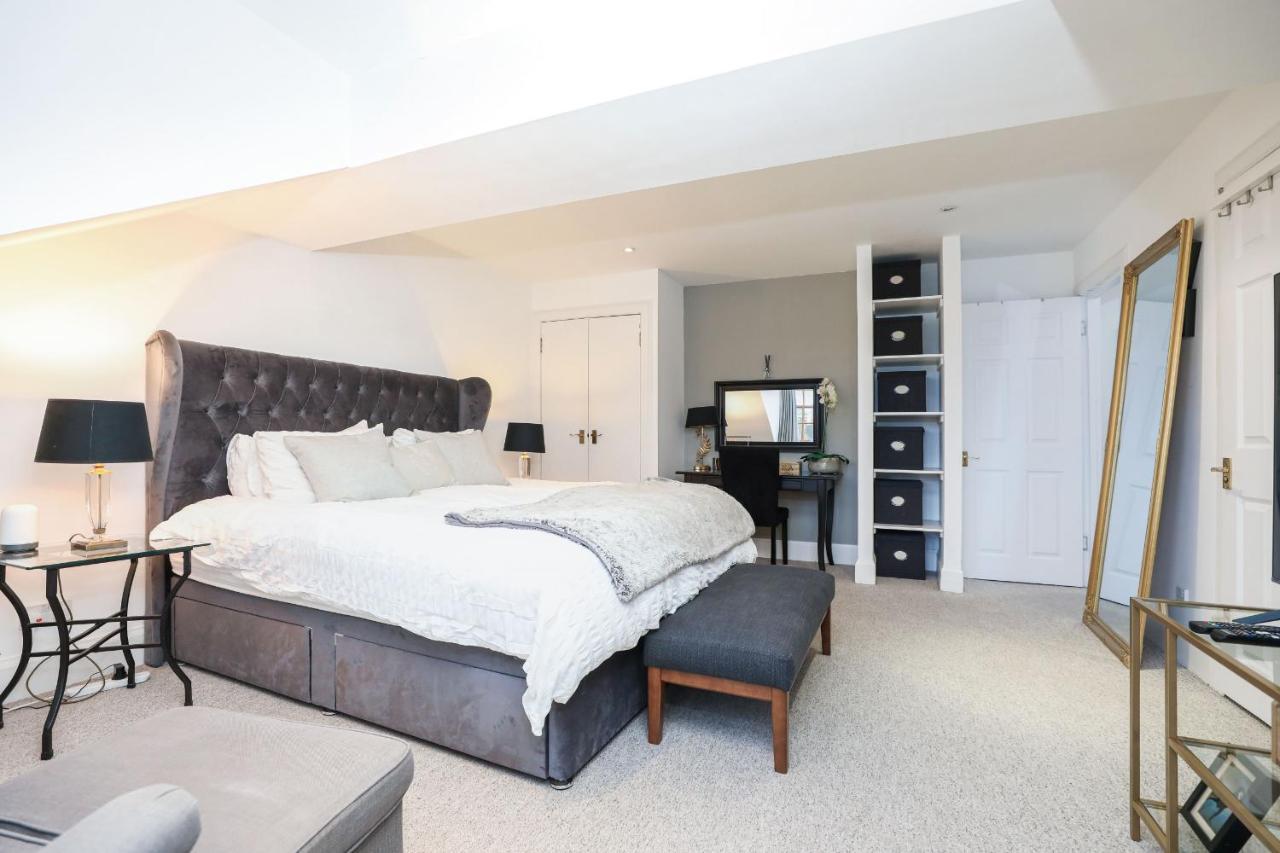 Luxury 3 Bed Royal Mile Apartment Edinburgh Exterior photo